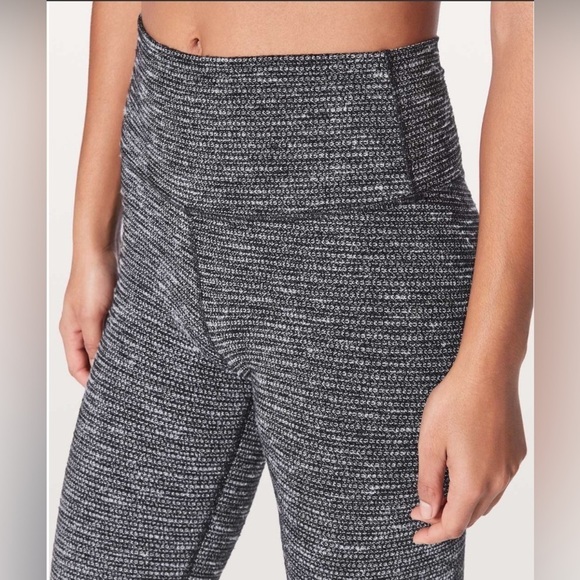 Lululemon Wunder Under Hi-Rise Tight *28" Coco Pique Black White women’s size 4 - Picture 4 of 9